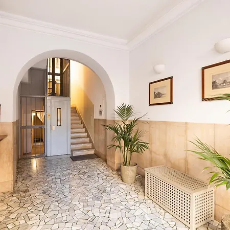 Charme E Stile A Via Foscolo Rome