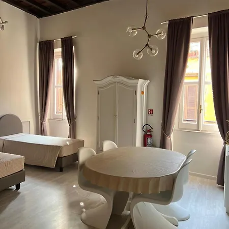 Cappuccini House Roma