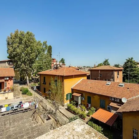 Apartment Loft In Garbatella *