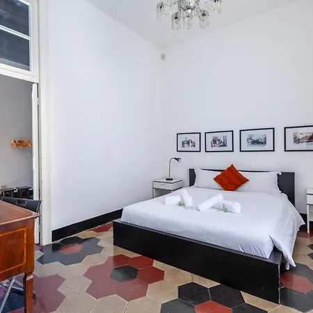 Spanish Steps Charming Apartment, New Opening *