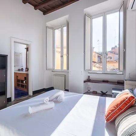 Spanish Steps Charming Apartment, New Opening Roma