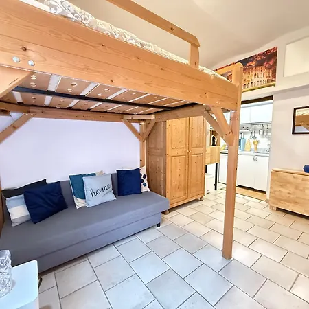 Apartment San Lorenzo , Near Termini Station Center V Rome