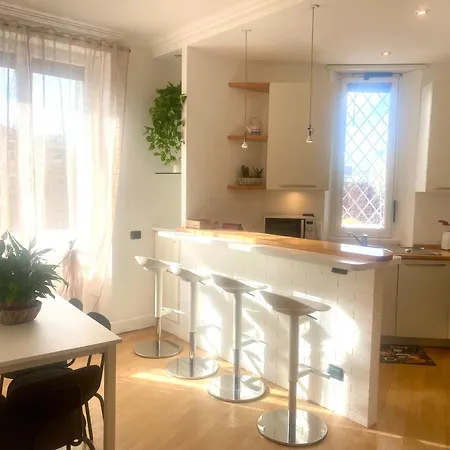 A&g Apartment *