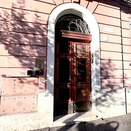 Apartment Is Cunfida 11 Rome