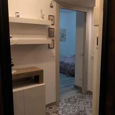Apartmán Monolocale Tiburtina Luminoso, Centrale, Silenzioso E Con Parcheggio Antistante *