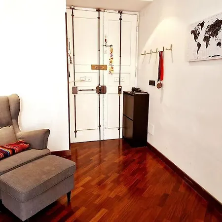Piramide Metro B Apartment