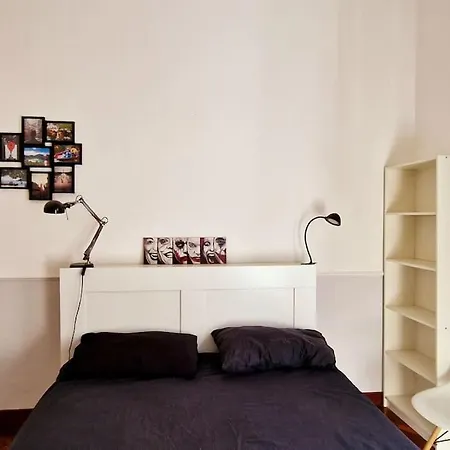 Piramide Metro B Apartment *