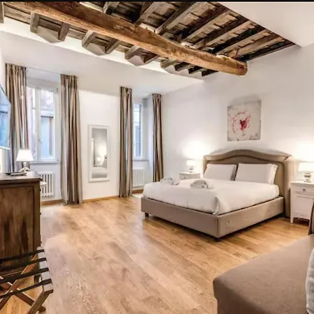 Relax Rosella Rome