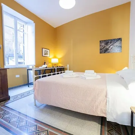 Apartment Monti 3 Bedroom Colisseum Rome