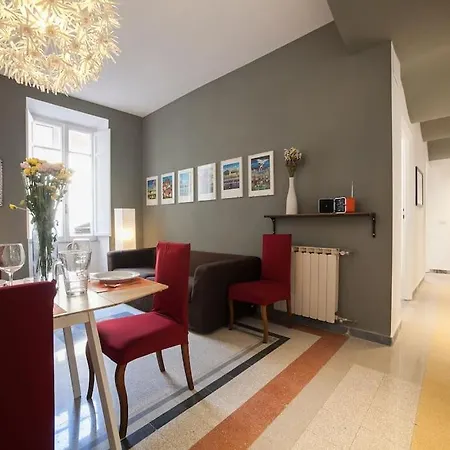 Apartment Monti 3 Bedroom Colisseum