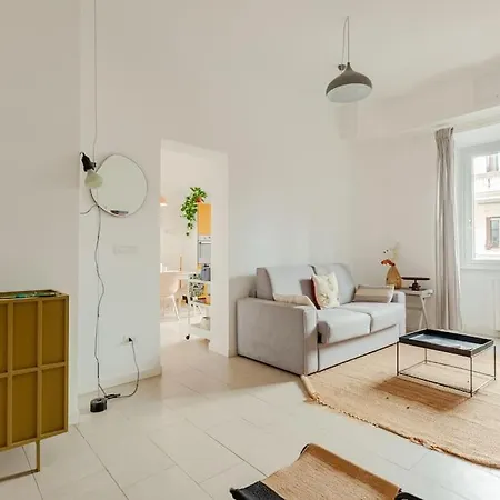 Apartment Moderno A Due Passi Dal Colosseo Rome