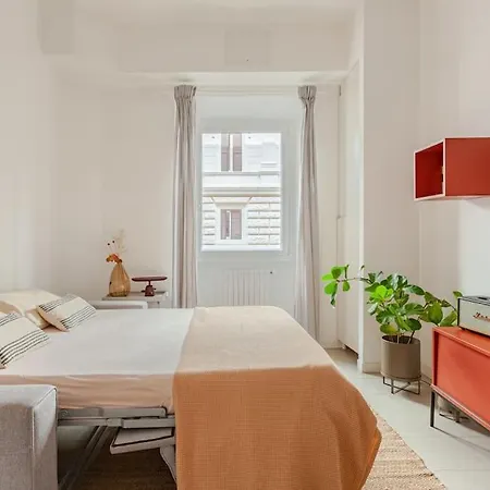 Apartment Moderno A Due Passi Dal Colosseo Rome