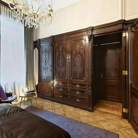 Vicino Alla Metropolitana Apartment