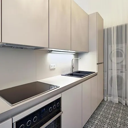 Vicino Alla Metropolitana Apartment Rome