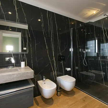 Apartment Luxe Vatican Penthouse *