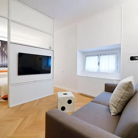 Dolce Apartment Rome
