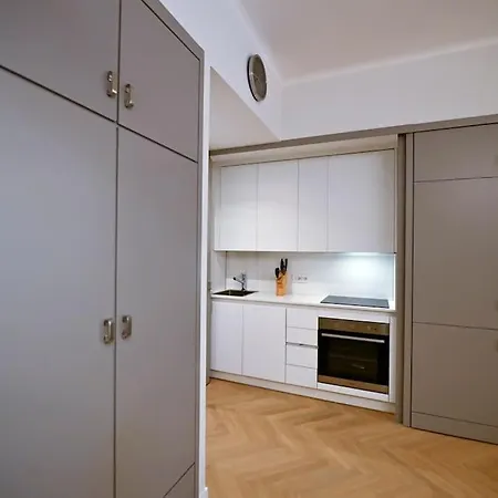 Dolce Apartment *