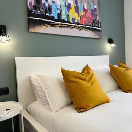 Apartment Moderno E Confortevole Con Posto Auto- Wifi Veloce *
