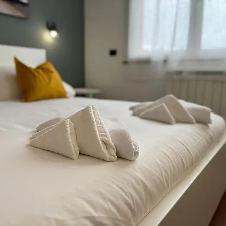Apartment Moderno E Confortevole Con Posto Auto- Wifi Veloce *