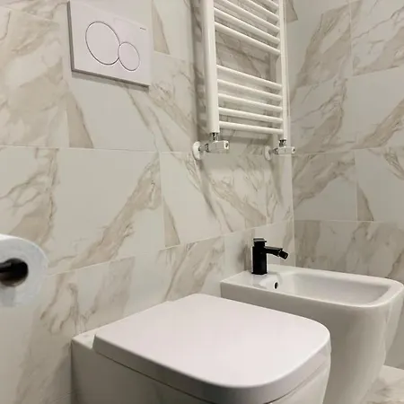 Moderno E Confortevole Con Posto Auto- Wifi Veloce Rome