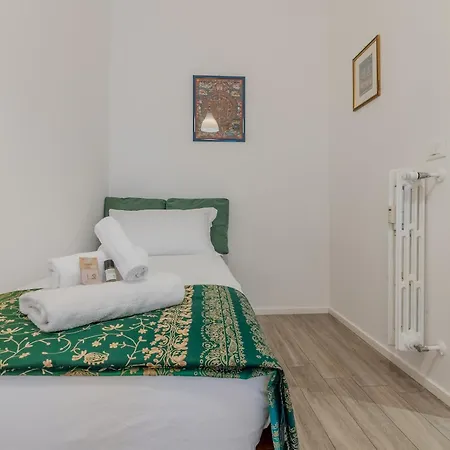 Apartment Journalist Sistine Chapel Rome