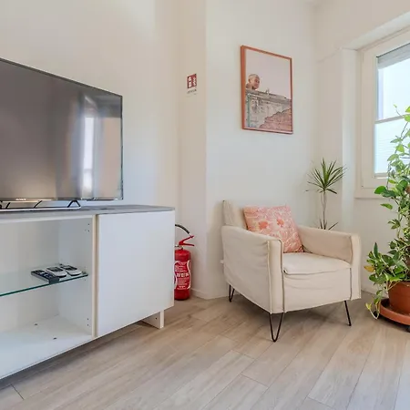 Journalist Sistine Chapel Apartment Rome