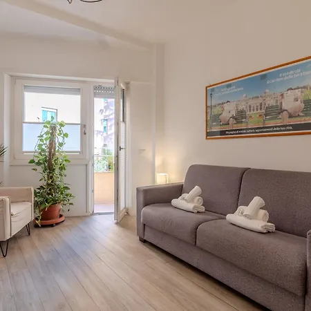 Apartment Journalist Sistine Chapel Rome