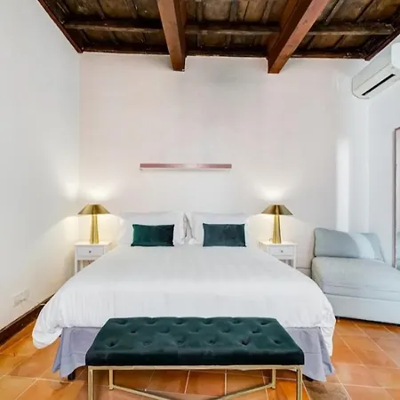 Bed & Breakfast Paradise *