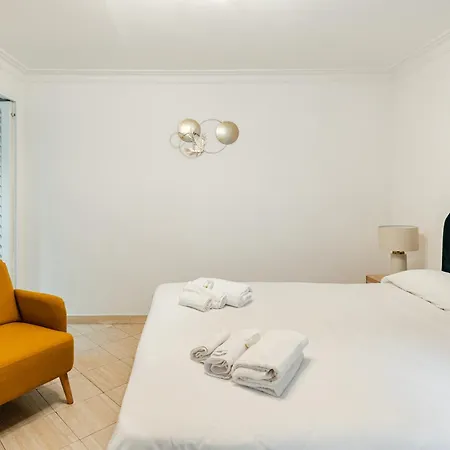 Casa Storica 4bdr Con Terrazza A Campo De Fiori Apartment