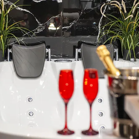 Farnese Jacuzzi Daire