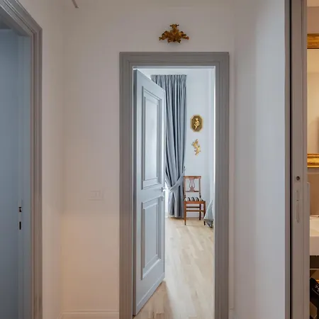 Apartment Luxury In Trastevere San Calisto Rome