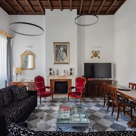 Luxury In Trastevere San Calisto Apartment