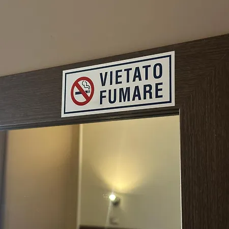 Candia Alojamento de Acomodação e Pequeno-almoço Roma