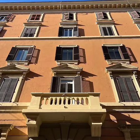 Holiday home Cairoli 1 House G&b Colisee *