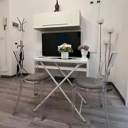 Cairoli 1 House G&b Colisee Holiday home Rome