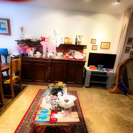 Rachele's Charming House In The Heart Of Alloggio in famiglia