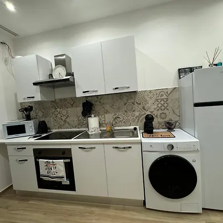 Dimora Appia Apartment *