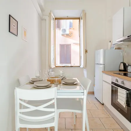 Apartment La Dolce - Stone's Throw From The Center