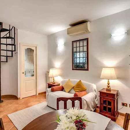Charlotte Luxury Coronari Apartment *