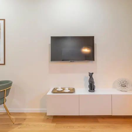Borghese Apartment Rome