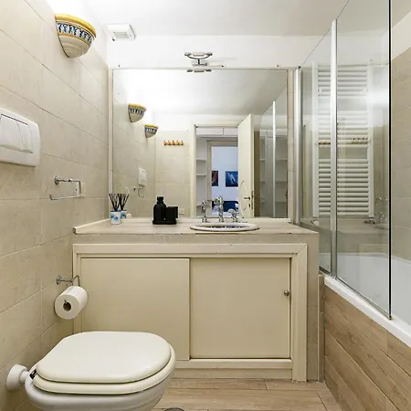 Colosseum With Terrace By Ndp Rent Apartment *
