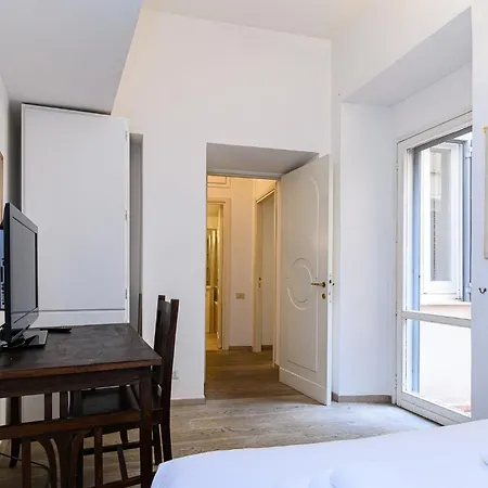Apartment Colosseum With Terrace By Ndp Rent *