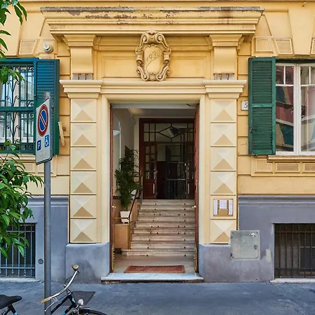 Vatican Lante Apartment