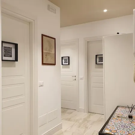 Apartment Elegante - Colosseo