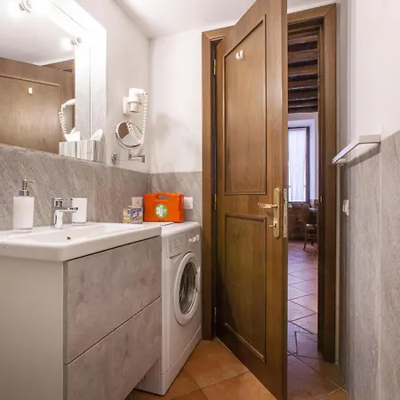 Happy Trastevere In Apartment *