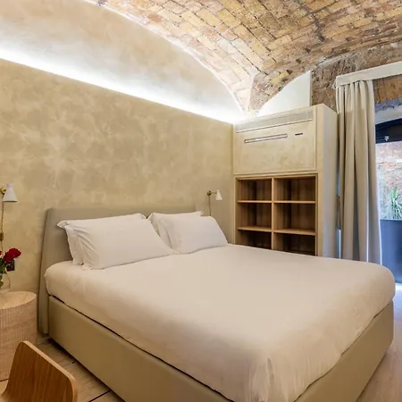 Trastevere Urbes Collection Roma