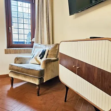 Apartment Vicolo Dell'atleta 23 - Garden In Trastevere