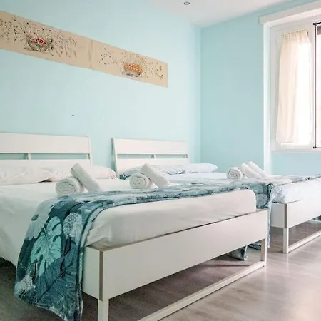 Sweet For 6 People And 2 Bathroom Apartment Rome