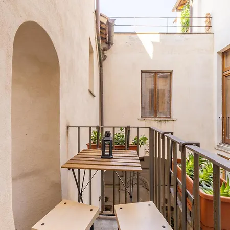 Little House In Trastevere Rome