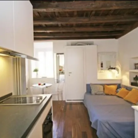 Apartment Elegante Mini Studio In The Heart Of Rome
